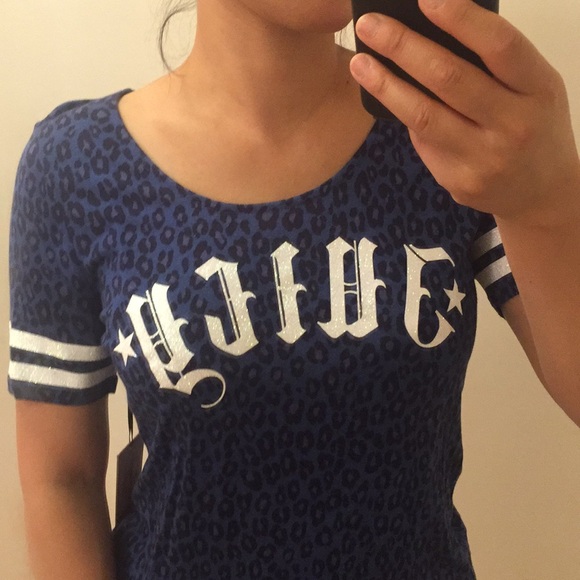 Juicy couture leopard print tee. S - Picture 2 of 4
